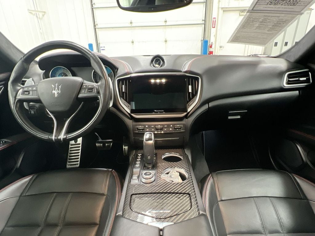 2022 Maserati Ghibli Modena Q4