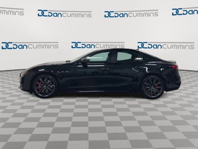 2022 Maserati Ghibli Modena Q4