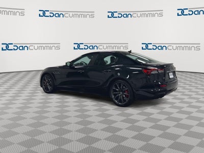 2022 Maserati Ghibli Modena Q4