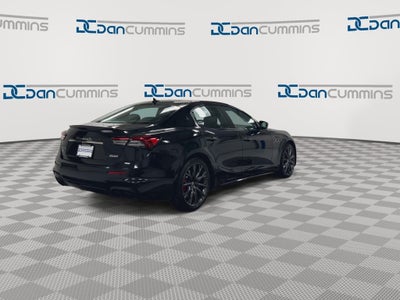 2022 Maserati Ghibli Modena Q4