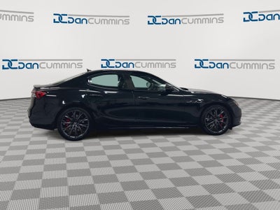 2022 Maserati Ghibli Modena Q4