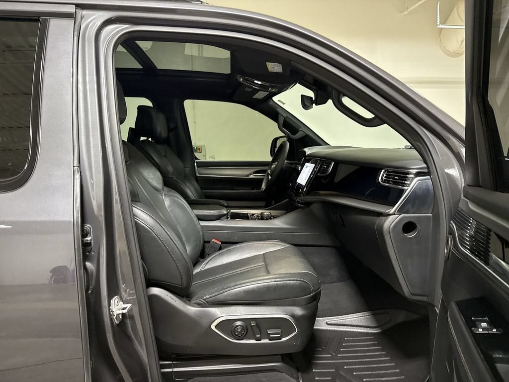 2023 Jeep Wagoneer Series II Carbide