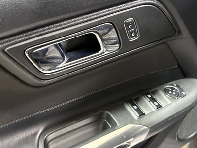 2016 Ford Mustang V6