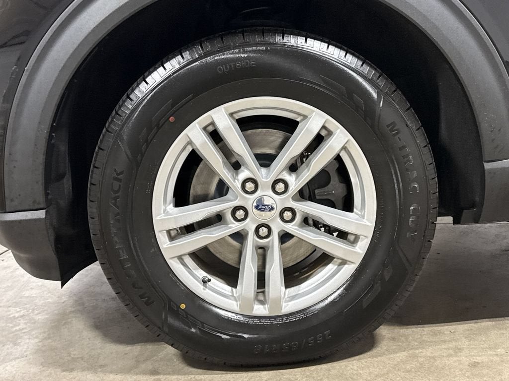 2022 Ford Explorer Base