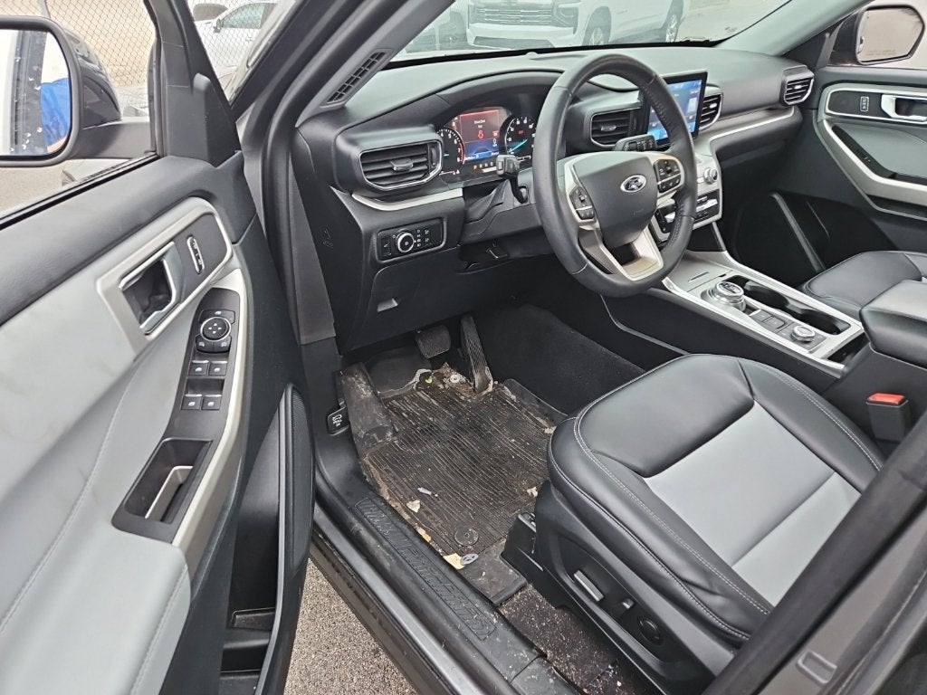 2024 Ford Explorer XLT