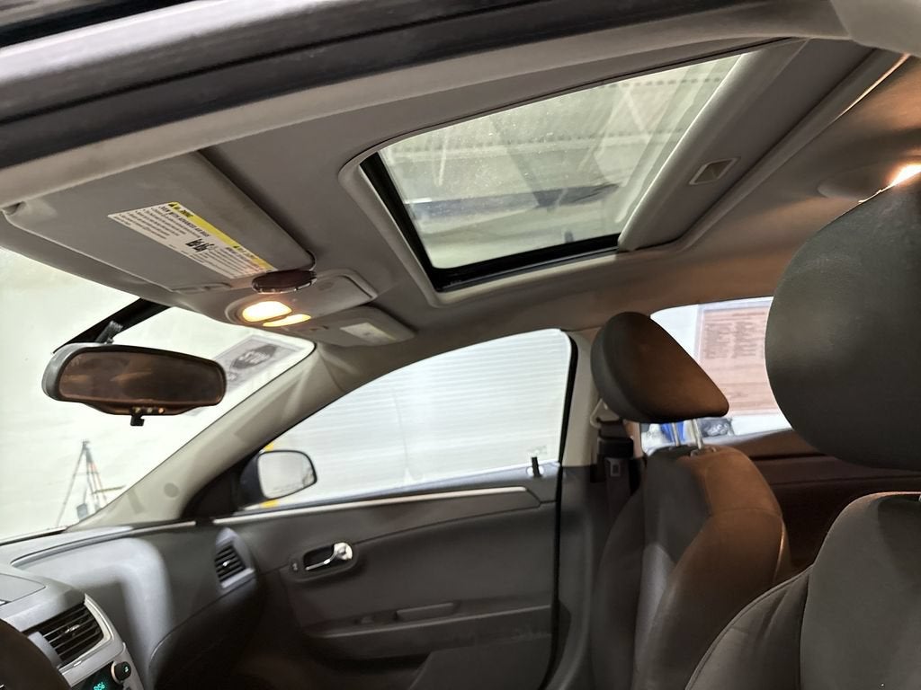 2011 Chevrolet Malibu LT w/1LT