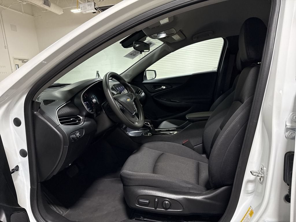 2025 Chevrolet Malibu 1LT