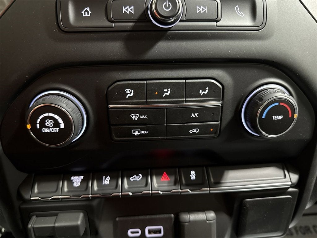 2026 Chevrolet Silverado 3500 HD WT DRW