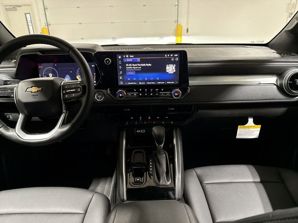 2025 Chevrolet Colorado WT/LT