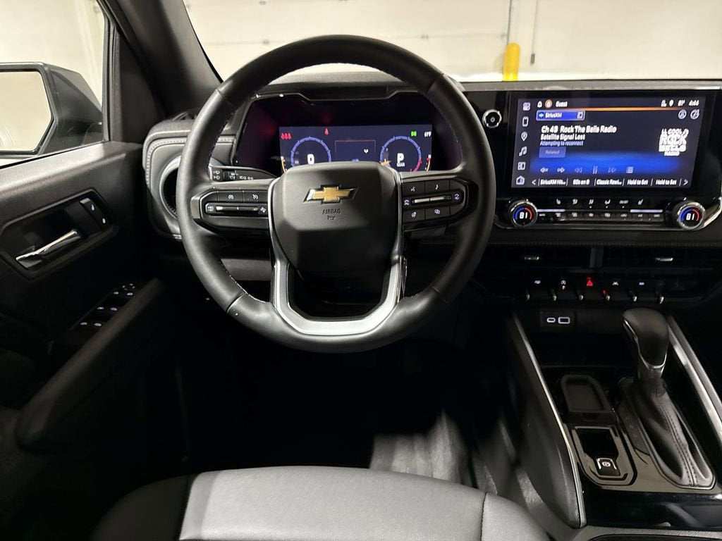 2025 Chevrolet Colorado WT/LT