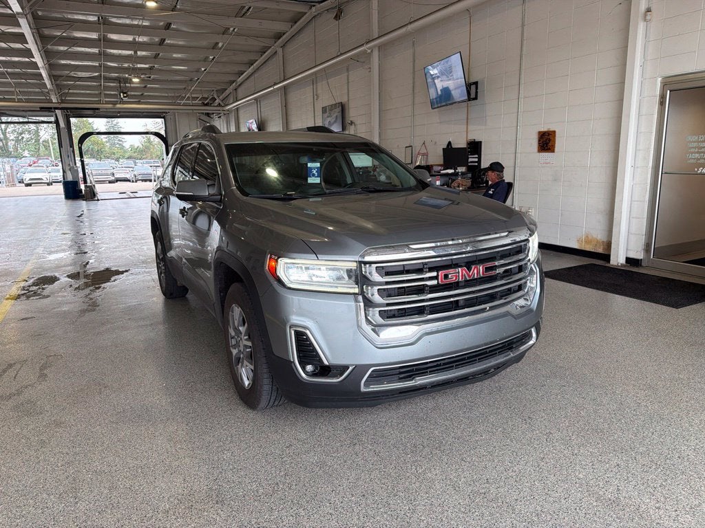 2023 GMC Acadia SLT