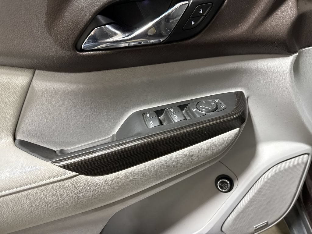 2017 GMC Acadia SLT