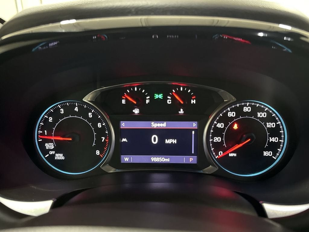 2022 Chevrolet Traverse LT Cloth