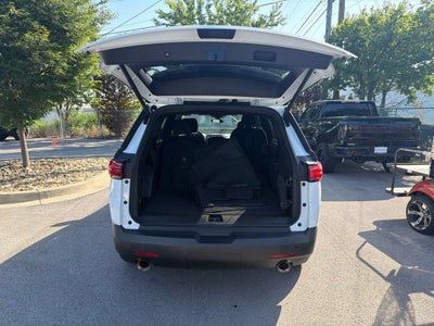2022 Chevrolet Traverse LT Cloth