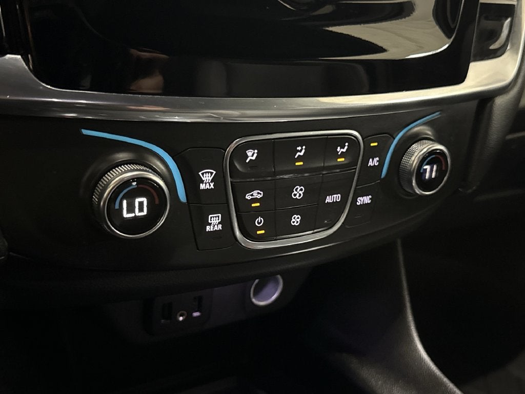 2023 Chevrolet Traverse 2FL