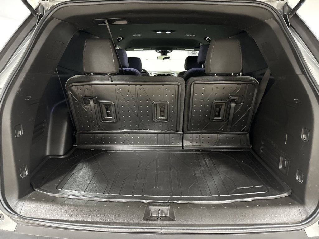 2023 Chevrolet Traverse 2FL