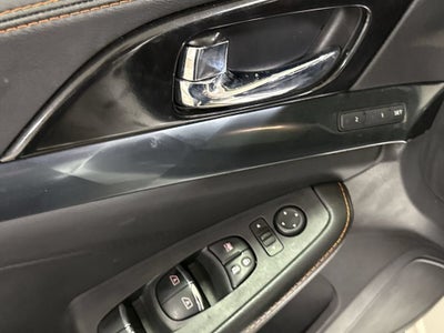 2019 Nissan Maxima SR