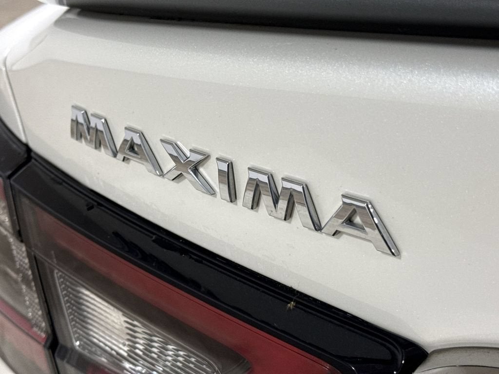 2019 Nissan Maxima SR