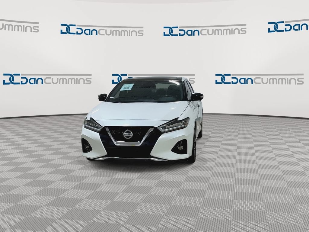 2019 Nissan Maxima SR