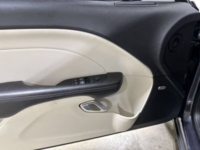 2018 Dodge Challenger SXT Plus