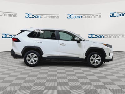 2022 Toyota RAV4 LE