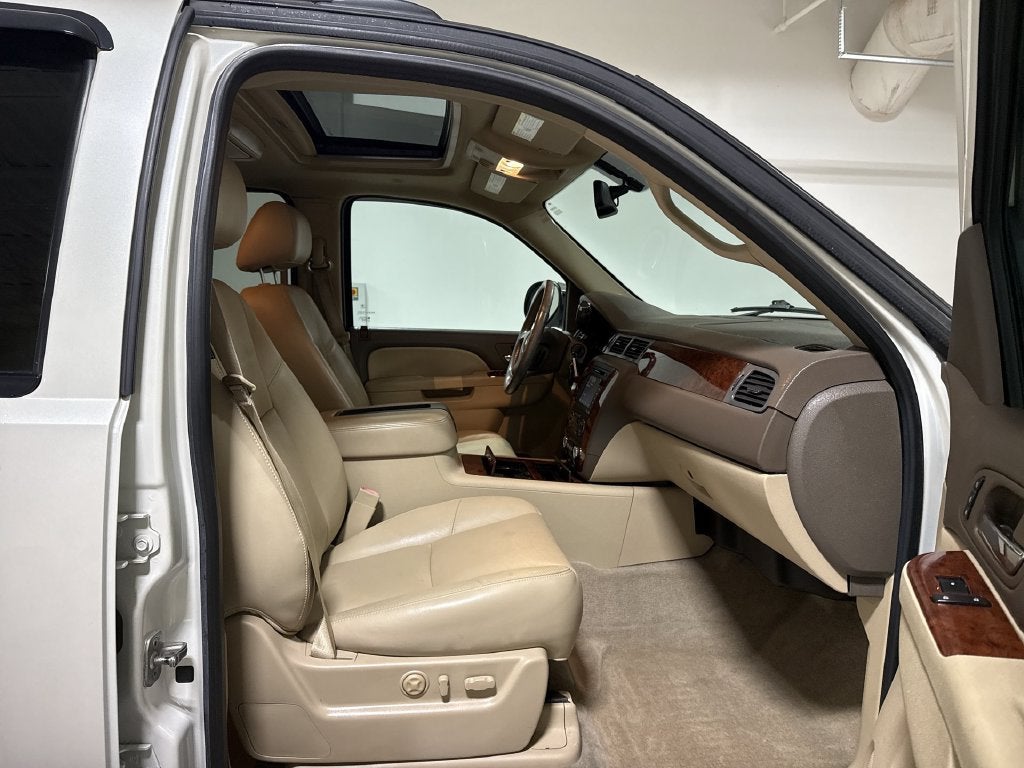 2013 Chevrolet Avalanche LTZ