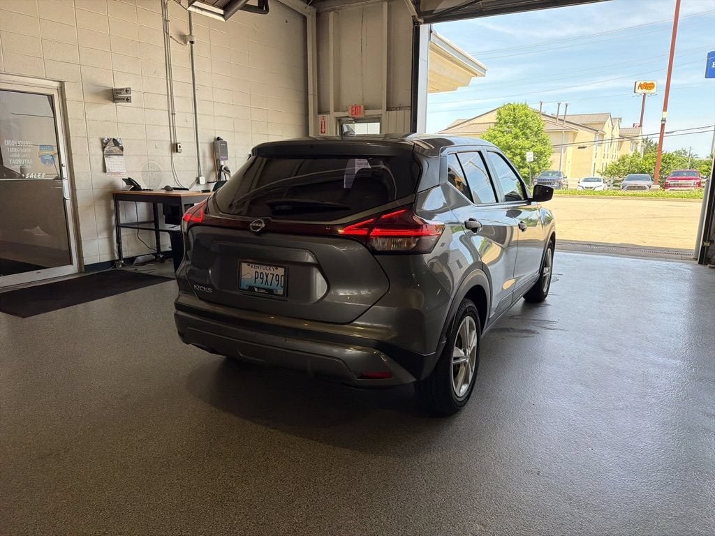 2023 Nissan Kicks S