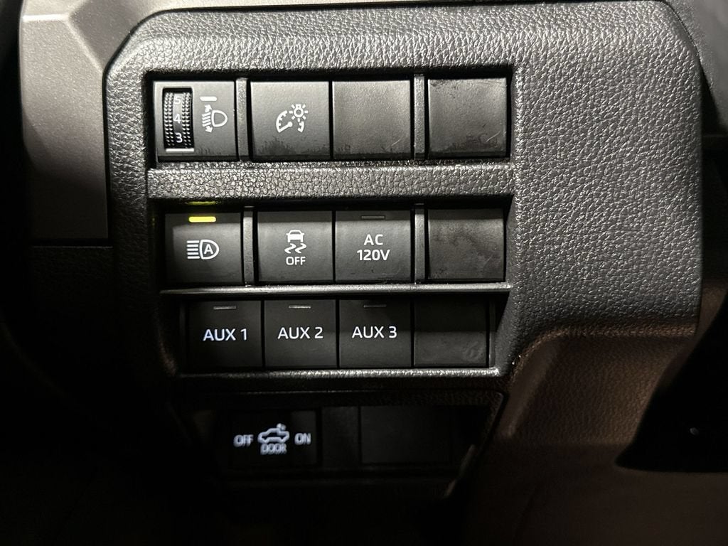 2024 Toyota Tacoma 4WD SR5