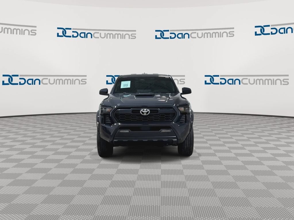 2024 Toyota Tacoma 4WD SR5