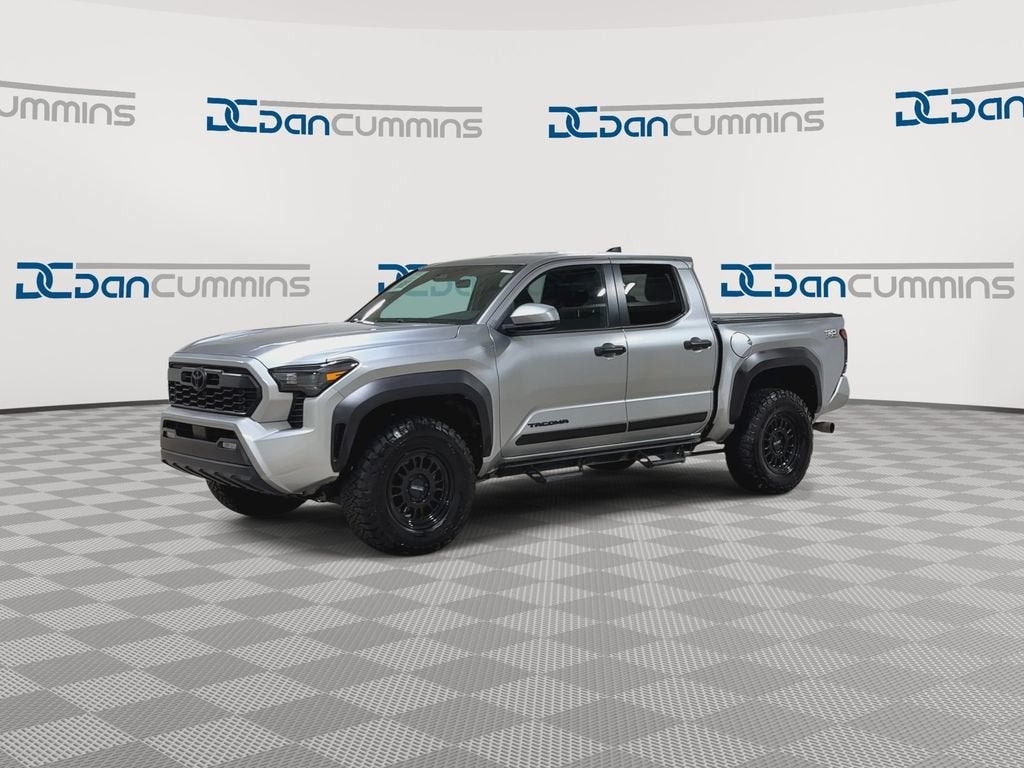 2025 Toyota Tacoma 4WD SR