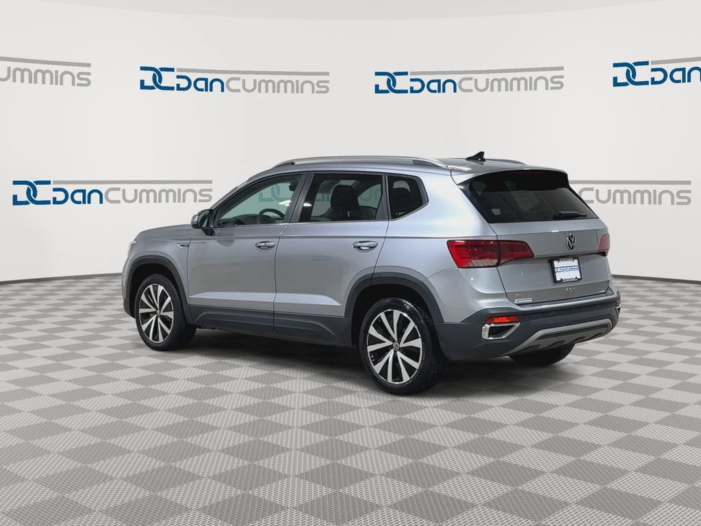 2024 Volkswagen Taos SE