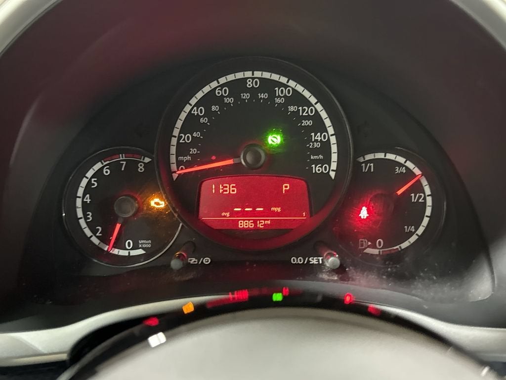 2013 Volkswagen Beetle Convertible 2.0T