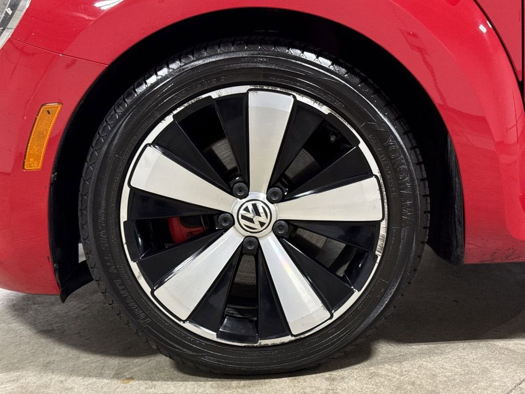 2013 Volkswagen Beetle Convertible 2.0T