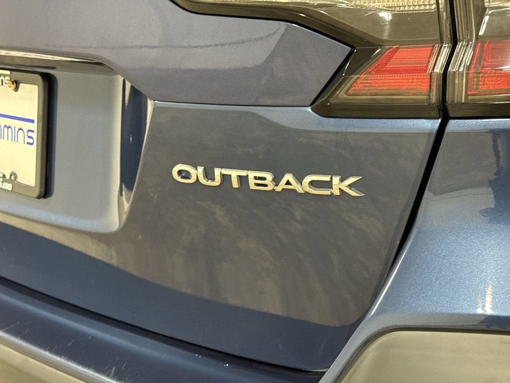 2022 Subaru Outback Base