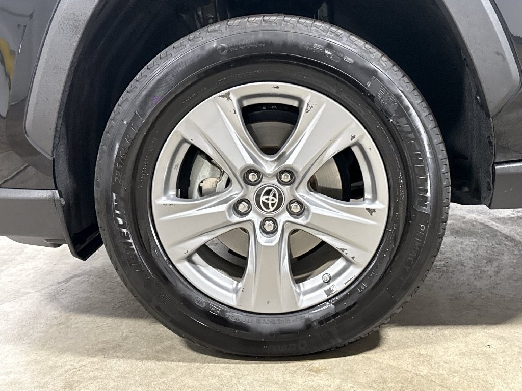 2024 Toyota RAV4 Hybrid LE