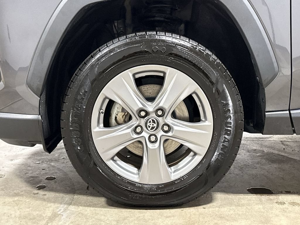 2023 Toyota RAV4 Hybrid LE