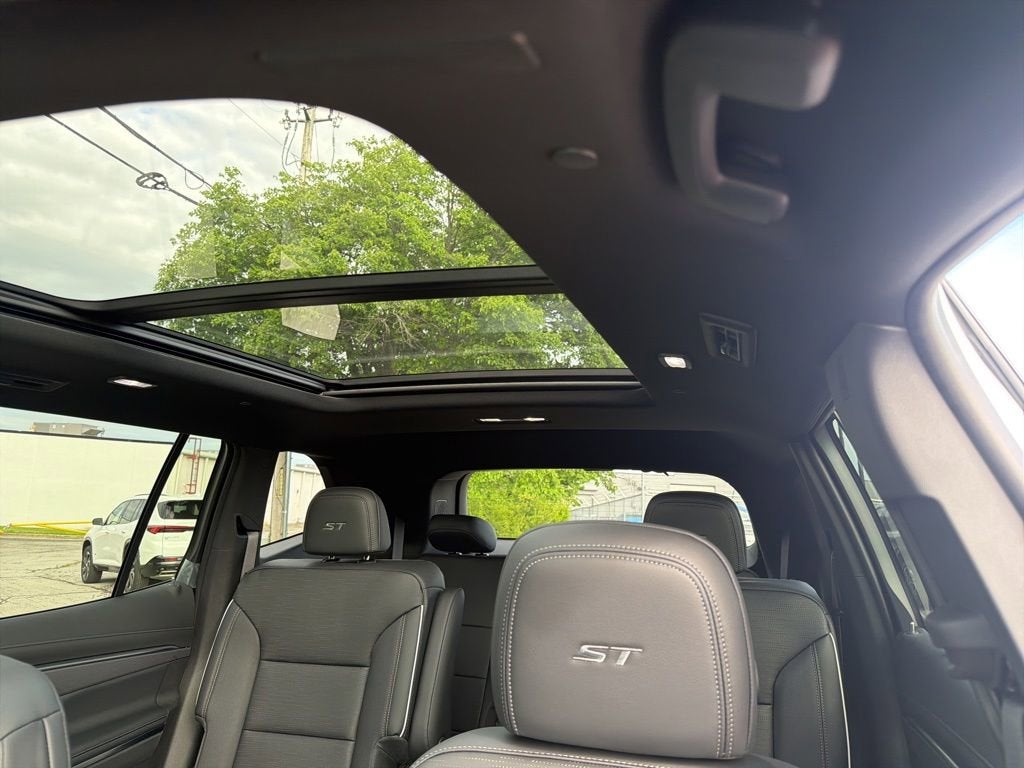 2026 Buick Enclave Sport Touring - Photo 10