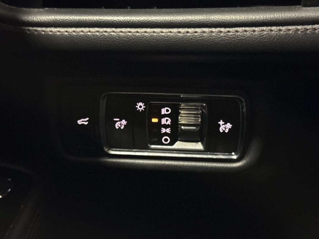 2023 Lincoln Aviator Standard