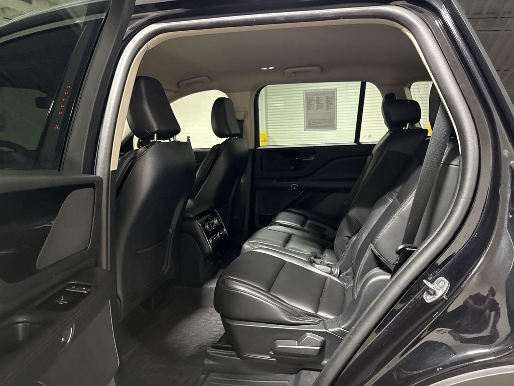2023 Lincoln Aviator Standard