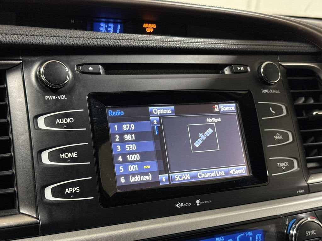 2015 Toyota Highlander LE