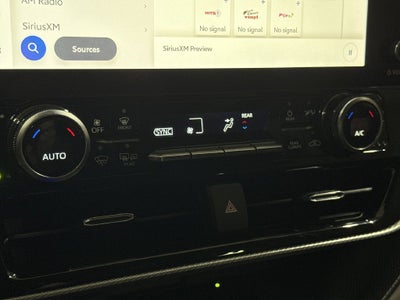 2023 Toyota Highlander Hybrid Platinum