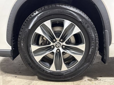 2020 Toyota Highlander Hybrid XLE
