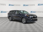 2024 Toyota Highlander Hybrid XLE