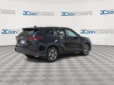 2024 Toyota Highlander Hybrid XLE