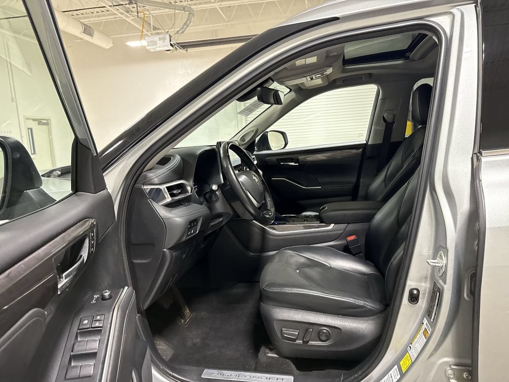 2023 Toyota Highlander Hybrid Limited