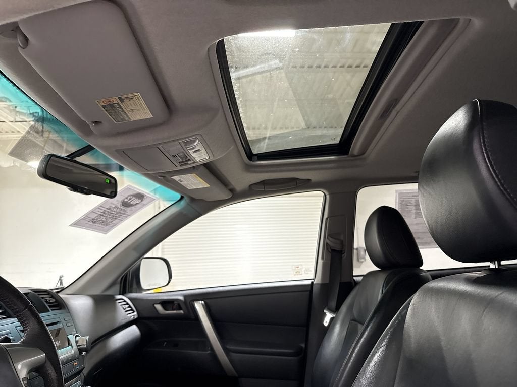 2012 Toyota Highlander Base