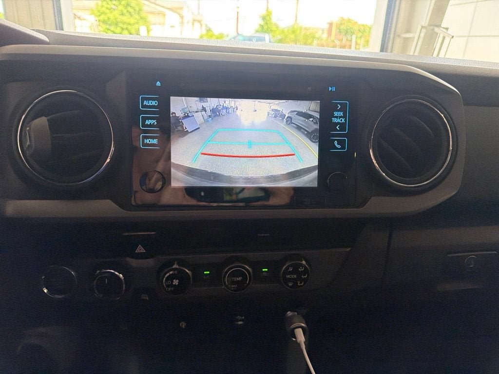2016 Toyota Tacoma SR