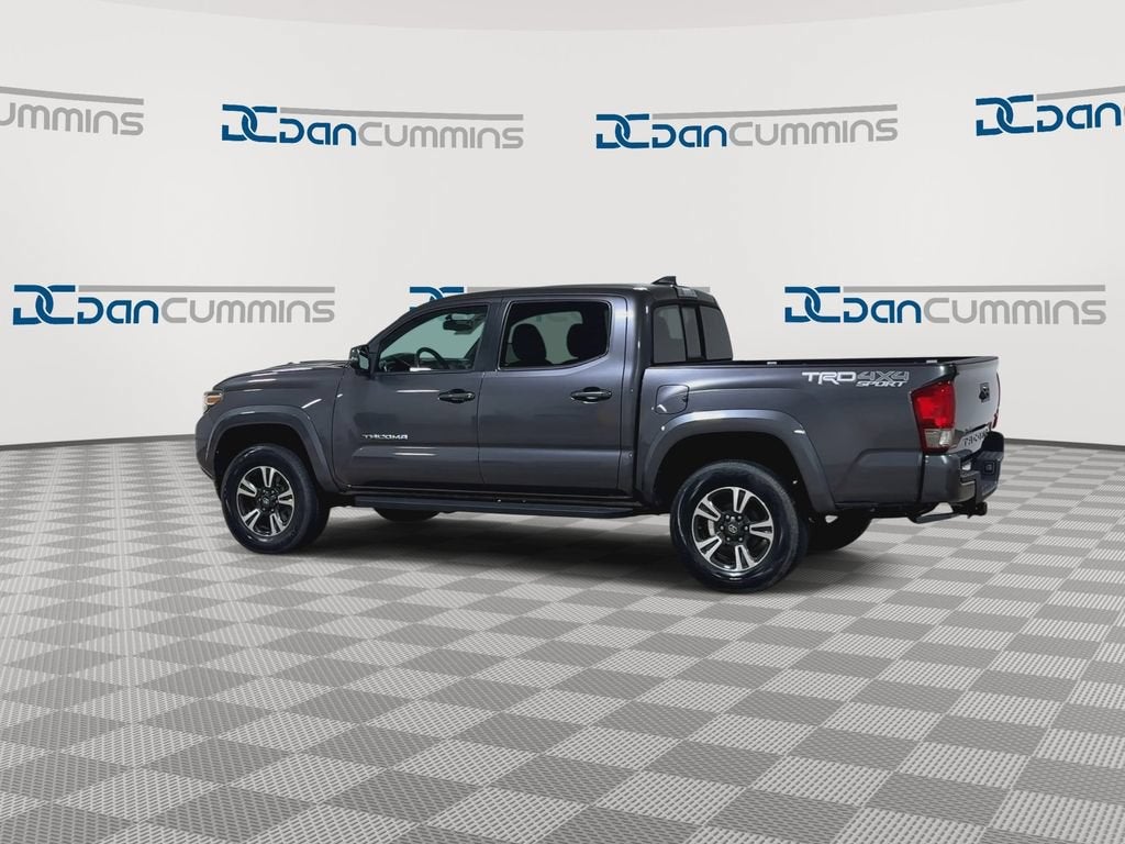 2016 Toyota Tacoma SR