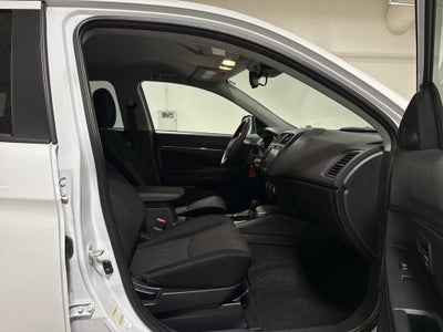 2024 Mitsubishi Outlander Sport S