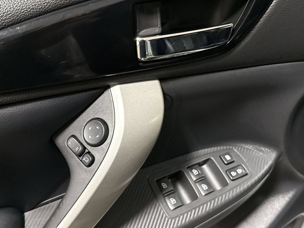 2023 Mitsubishi Eclipse Cross SE